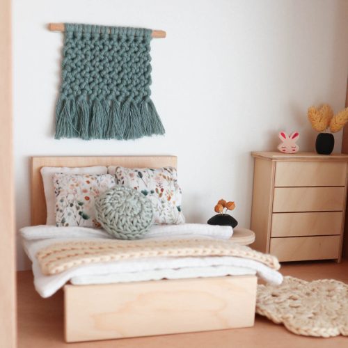 Macrame wallhanging