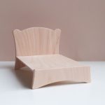 Floral franciaágy matraccal