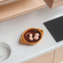 Ceramic oven pan - round