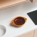 Ceramic oven pan - round