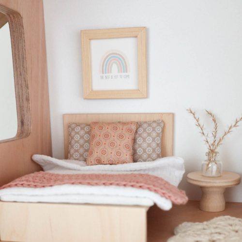 Pillow - beige patterned