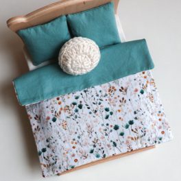 Blanket for double bed - green floral