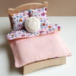 Blanket for double bed - dark rose floral