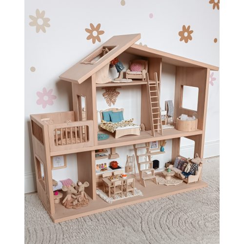 Dollhouse with staircase