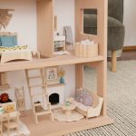 Dollhouse with staircase