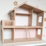 Dollhouse with staircase
