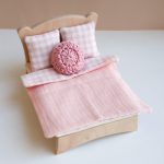 Blanket for double bed - light rose checked