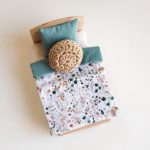 Blanket for children's bed - green floral