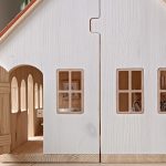 Foldable, cottage-style dollhouse